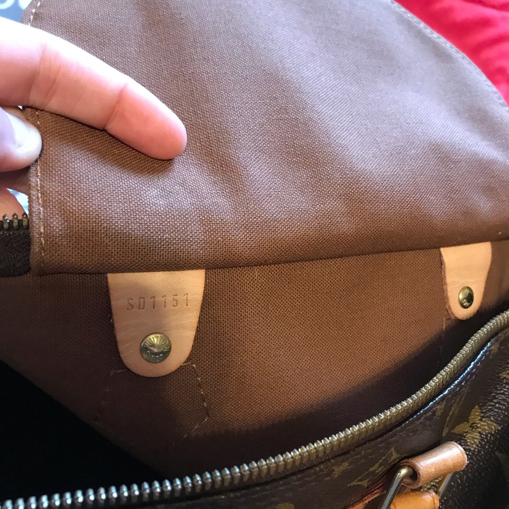 AUTHENTIC LV shoulder bag monogram 30 - Picture 6 of 8